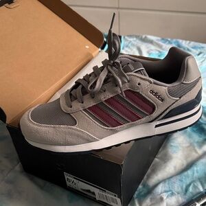 Adidas Men's Gray and Maroon Sneakers